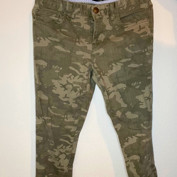 tommy hilfiger camouflage pants
